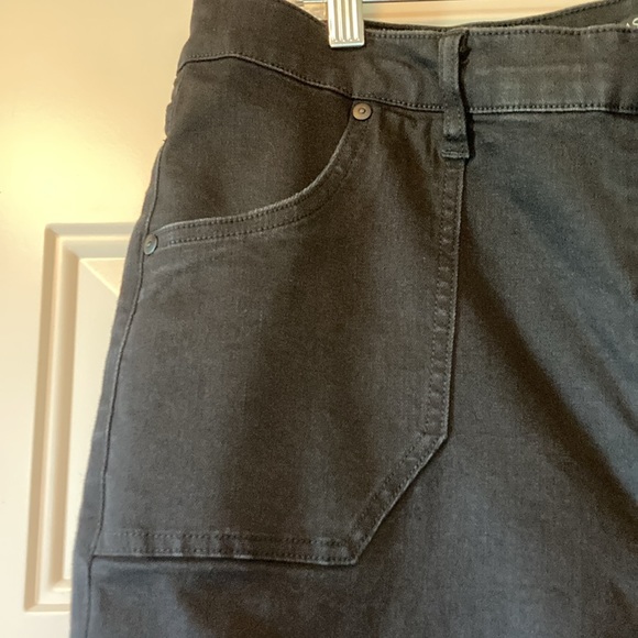 Size 18 Fashion Nova Black Button Fly Stretch High Rise Skinny Ankle Jeans - Picture 3 of 10